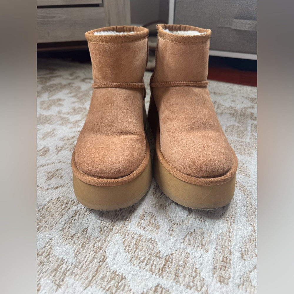 Steve Madden short boots, size 10